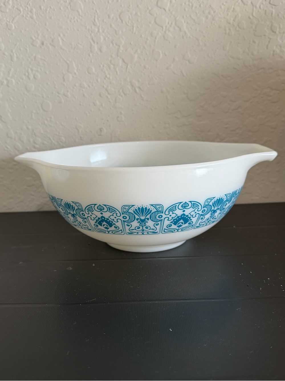 Vintage Pyrex Blue Garland Cinderella Mixing Bowl #443 2.5 Qt White Blue Retro
